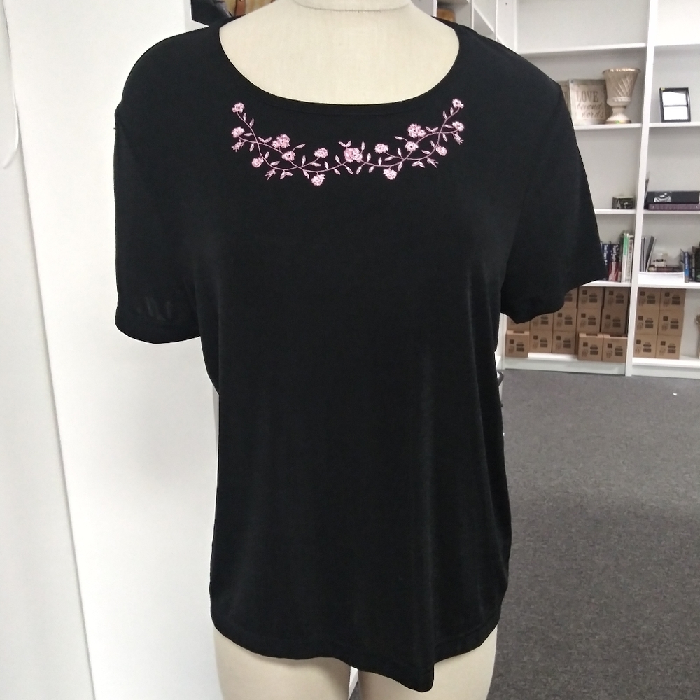 Blouse - Picture 2 of 4